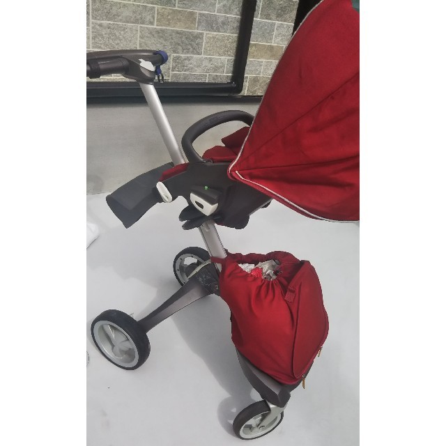 Stokke(ストッケ)の最終値下げ! STOKKE ベビーカー エクスプローリー【旧型】 キッズ/ベビー/マタニティの外出/移動用品(ベビーカー/バギー)の商品写真