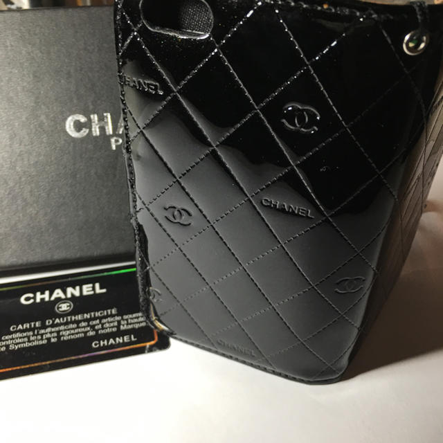 CHANEL シャネル iPhone カバー 手帳型 ケースの通販 by にな's shop｜ラクマ