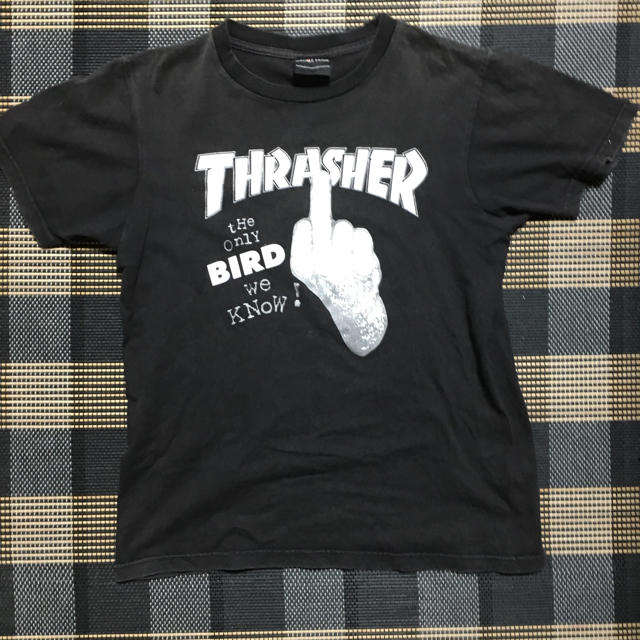 THRASHER(スラッシャー)のスラッシャー 中指 Tシャツ 古着 レディースのトップス(Tシャツ(半袖/袖なし))の商品写真