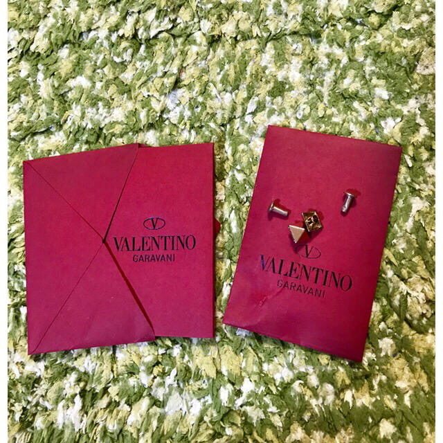 VALENTINO(ヴァレンティノ)のValentino ヴァレンティノ ☆人気商品☆ レディースのバッグ(リュック/バックパック)の商品写真