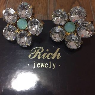 リッチ(rich)のビジュピアス(ピアス)