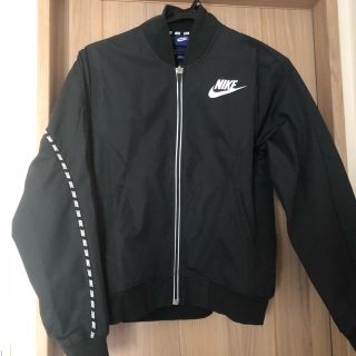 ナイキ(NIKE)のNIKE ブルゾン(ブルゾン)