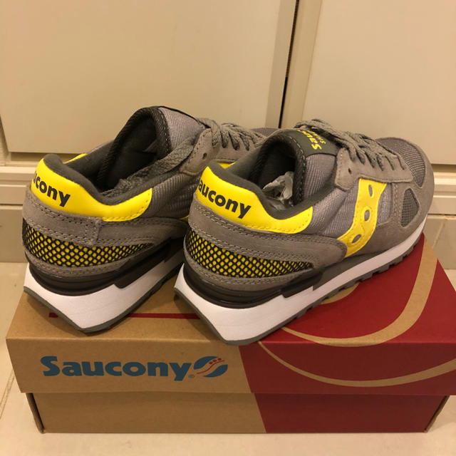 SAUCONY(サッカニー)の新品 SAUCONY スニーカー スポーツ/アウトドアのランニング(シューズ)の商品写真