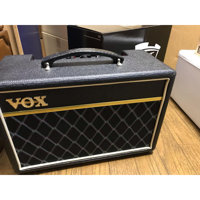 海外限定 VOX ベースアンプ