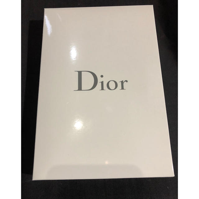 Dior(ディオール)のDior 手帖 プレゼント品 インテリア/住まい/日用品の文房具(ノート/メモ帳/ふせん)の商品写真