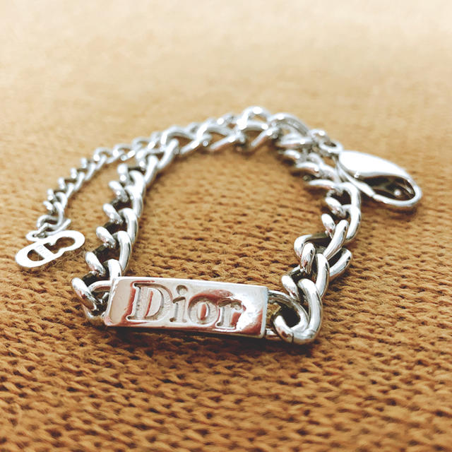 Christian Dior(クリスチャンディオール)のDIOR シルバーブレスレット レディースのアクセサリー(ブレスレット/バングル)の商品写真