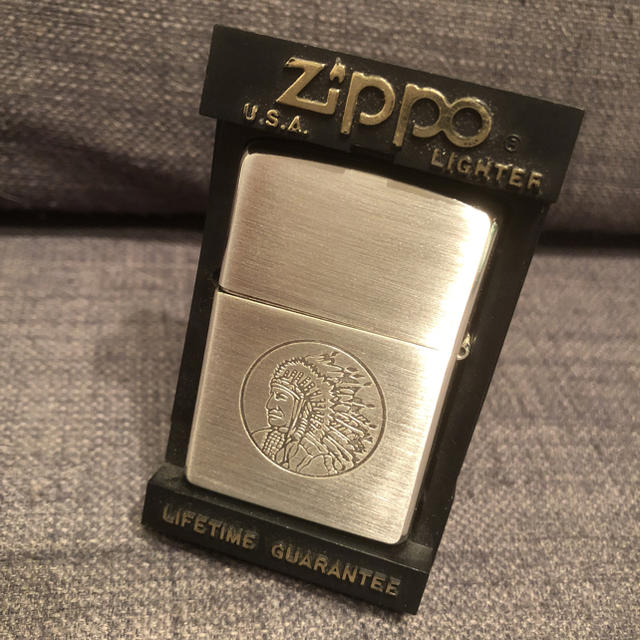ラッキー ストライク Zippo