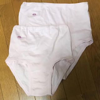 グンゼ(GUNZE)のGUNZE 快適工房 ピンク2枚。白色パンツ1枚。(ショーツ)