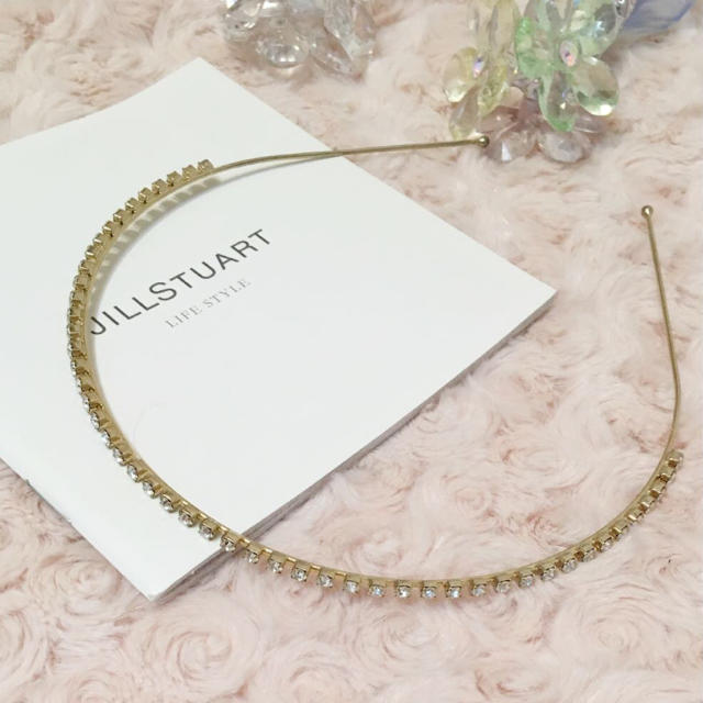 JILLSTUART(ジルスチュアート)のJILL STUART ビジューカチューシャ 美品 レディースのヘアアクセサリー(カチューシャ)の商品写真