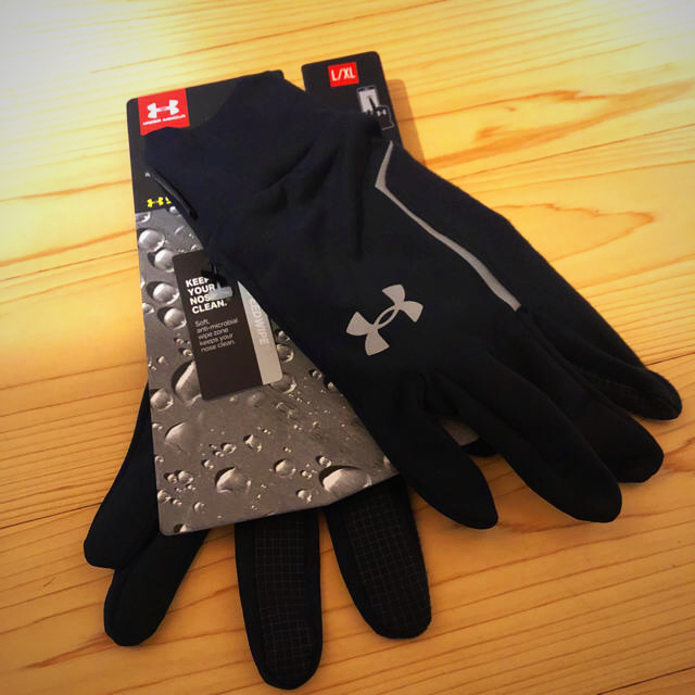 UNDER ARMOUR(アンダーアーマー)の【新品】under armour アンダーアーマー グローブ L/XLサイズ スポーツ/アウトドアのトレーニング/エクササイズ(トレーニング用品)の商品写真