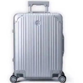 リモワ(RIMOWA)の新品未使用メルセデス・ベンツアルミスーツケース(トラベルバッグ/スーツケース)