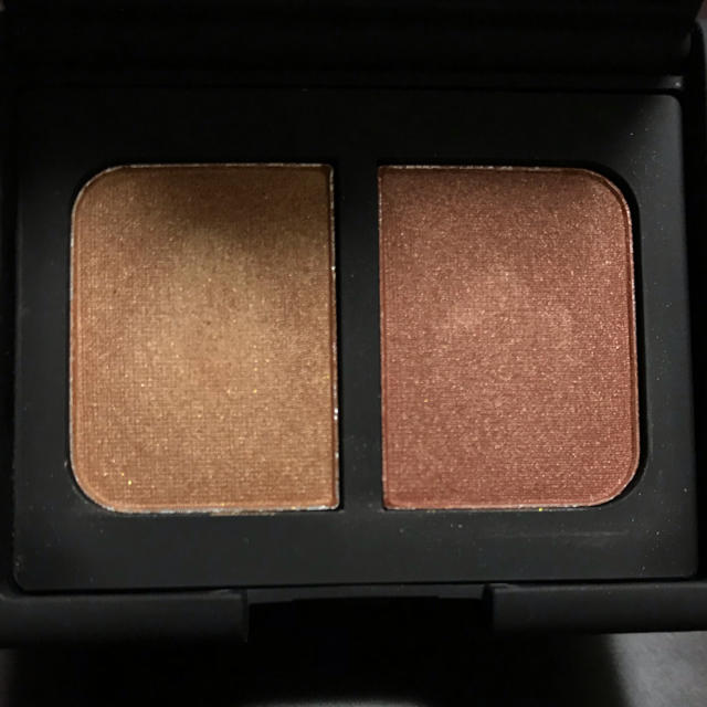 NARS(ナーズ)のNARS デュオアイシャドウ 3045 SUBARAYA コスメ/美容のベースメイク/化粧品(アイシャドウ)の商品写真