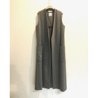 マディソンブルー 16AW DEEP V スリーブレス ロングコート グレー