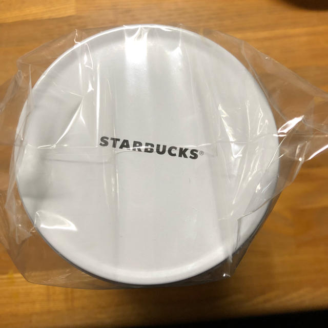 Starbucks Coffee(スターバックスコーヒー)のStarbucks スターバックス 小物入れ 缶 ノベルティ インテリア/住まい/日用品のインテリア小物(小物入れ)の商品写真