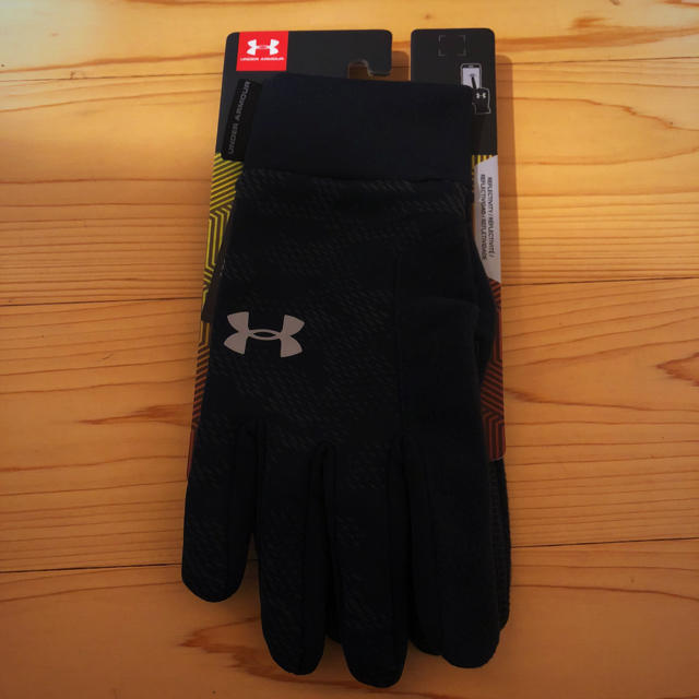 UNDER ARMOUR(アンダーアーマー)の【新品】under armour アンダーアーマー グローブ L/XLサイズ スポーツ/アウトドアのトレーニング/エクササイズ(トレーニング用品)の商品写真