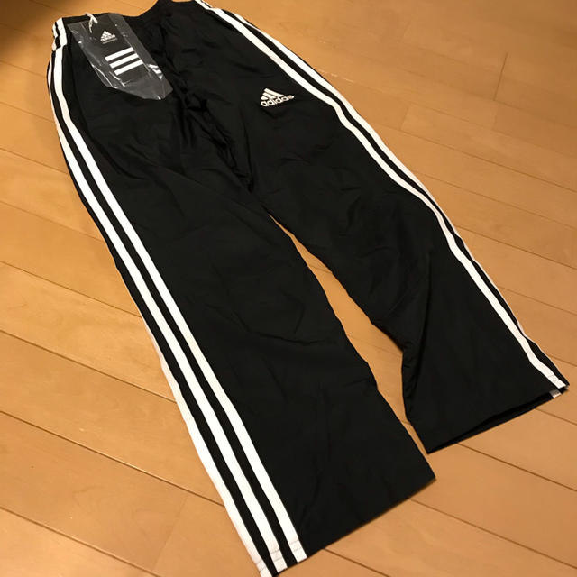 adidas(アディダス)のadidas ウィンドブレーカー ウィンドロングパンツ 4644円相当 キッズ/ベビー/マタニティのキッズ服男の子用(90cm~)(パンツ/スパッツ)の商品写真