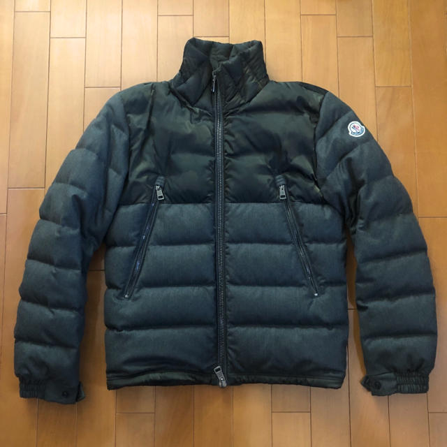 MONCLER ダウンジャケット ブルゾンの通販 by ch map*|モンクレールならラクマ - モンクレール 迷彩 カモフラ 得価人気
