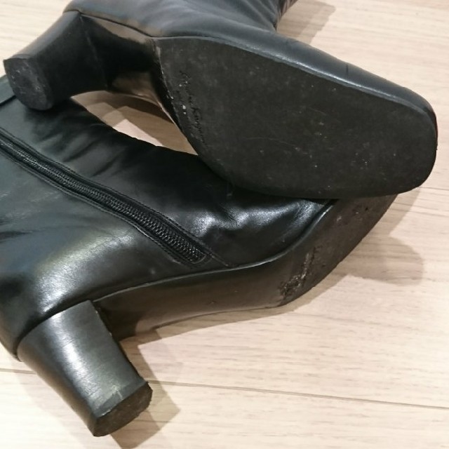 Salvatore Ferragamo(サルヴァトーレフェラガモ)のフェラガモ☆アンクルショートブーツ(23.5) レディースの靴/シューズ(ブーツ)の商品写真