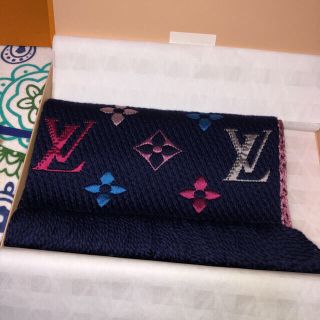 ルイヴィトン(LOUIS VUITTON)の最安値 新品正規品、ルイヴィトン エシャルプロゴマニア レインボー マフラー(マフラー/ショール)