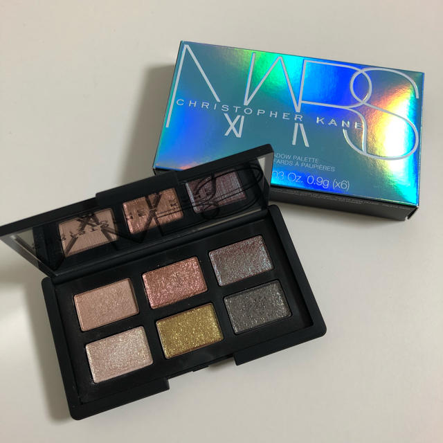 NARS(ナーズ)のNARS×CHRISTOPHER KANE ハードワイヤードアイシャドウパレット コスメ/美容のベースメイク/化粧品(アイシャドウ)の商品写真