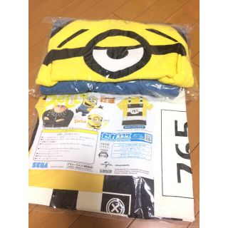 ミニオン(ミニオン)のミニオンTシャツ×2とフード付きバスタオル‼️(タオル/バス用品)