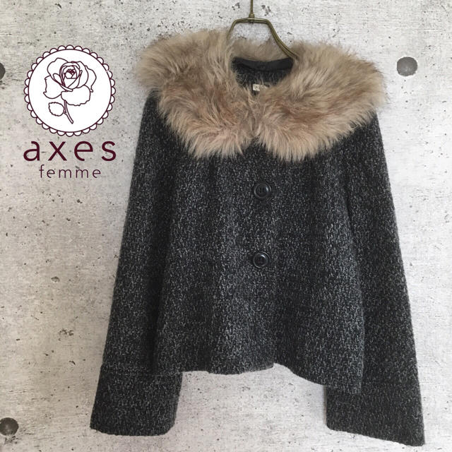 axes femme(アクシーズファム)の【えーなん様専用】axes femme フェイクファー付き　コート　 レディースのジャケット/アウター(毛皮/ファーコート)の商品写真