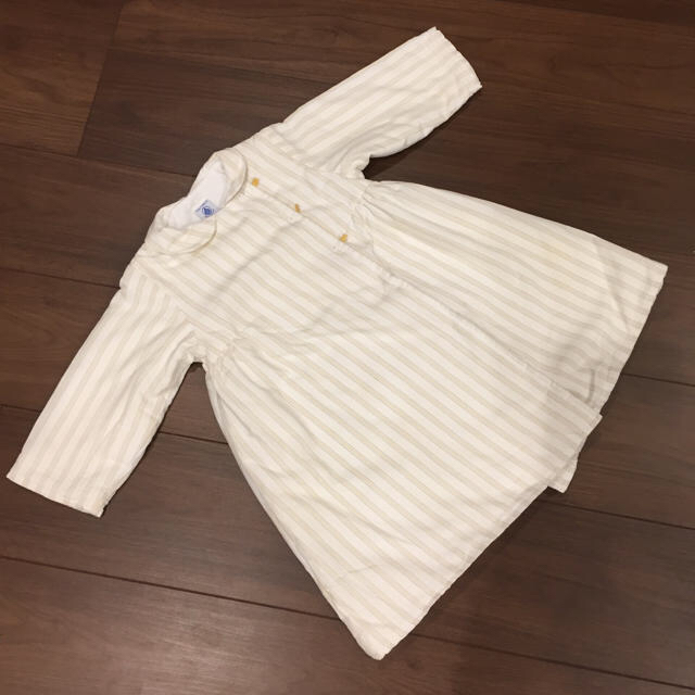 PETIT BATEAU(プチバトー)のプチバトー アウター 86cm キッズ/ベビー/マタニティのキッズ服女の子用(90cm~)(ジャケット/上着)の商品写真