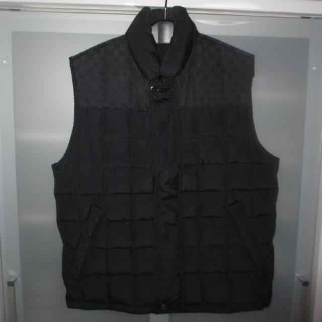 Gucci(グッチ)のGUCCI ダウンベスト　黒　１６万 メンズのジャケット/アウター(ダウンジャケット)の商品写真
