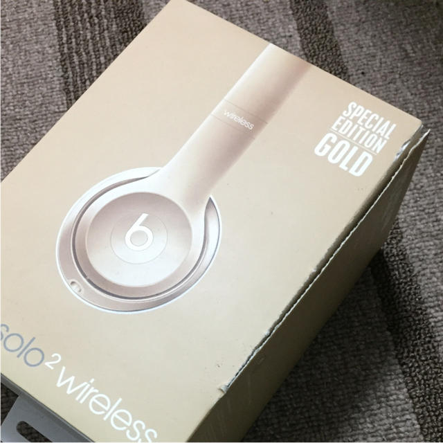 Beats Solo wireless ヘッドホン