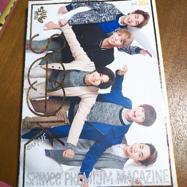 SHINee 会報 エンタメ/ホビーのCD(K-POP/アジア)の商品写真