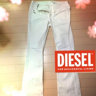 ディーゼル(DIESEL)のディーゼルのブーツカットパンツ白(デニム/ジーンズ)