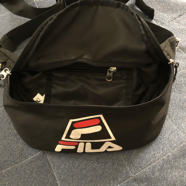 FILA(フィラ)のFILA ウエストポーチ レディースのバッグ(ボディバッグ/ウエストポーチ)の商品写真