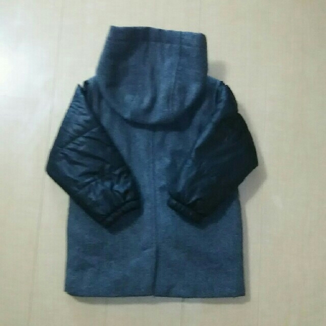 babyGAP(ベビーギャップ)のbabyGap size100cm キッズ/ベビー/マタニティのキッズ服男の子用(90cm~)(コート)の商品写真