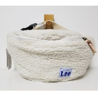 リー(Lee)のLeeモコモコボア　ウエストポーチ(WHITE)(ボディバッグ/ウエストポーチ)