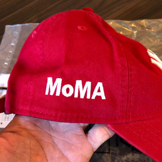 モマ(MOMA)の国内正規品 MOMA Yankees New Era Cap RED(キャップ)