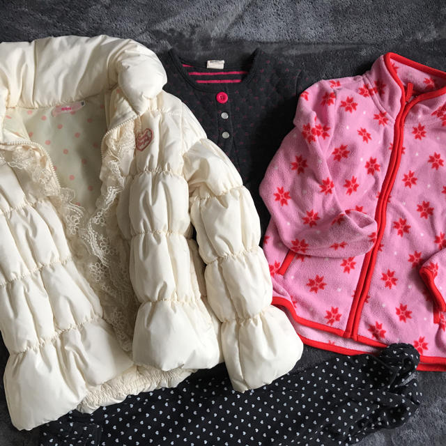 BeBe(ベベ)の女の子まとめ売り 120 11着 秋冬 キッズ/ベビー/マタニティのキッズ服女の子用(90cm~)(Tシャツ/カットソー)の商品写真