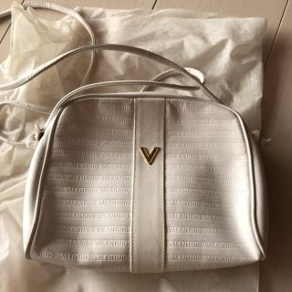 ヴァレンティノ(VALENTINO)のカバン(ショルダーバッグ)