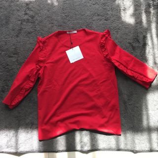 ザラ(ZARA)の新品 フリルカットソー(カットソー(長袖/七分))