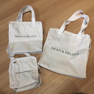 ディーンアンドデルーカ(DEAN & DELUCA)のDEAN&DELUCA 保冷バッグ 白 3個セット(収納/キッチン雑貨)