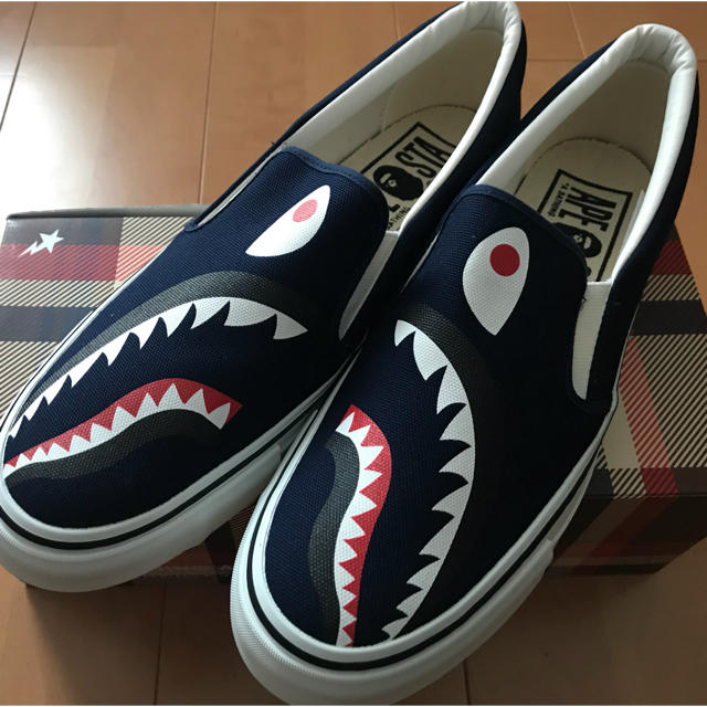 A BATHING APE(アベイシングエイプ)の【29cm】A BATHING APE shark slipon メンズの靴/シューズ(スニーカー)の商品写真