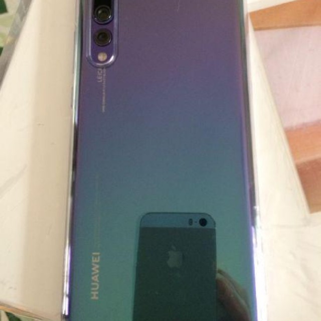 HUAWEI P20pro トワイホワイト限定カラー！！