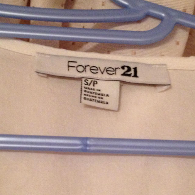 FOREVER 21(フォーエバートゥエンティーワン)の七分袖シフォントップス レディースのトップス(カットソー(長袖/七分))の商品写真