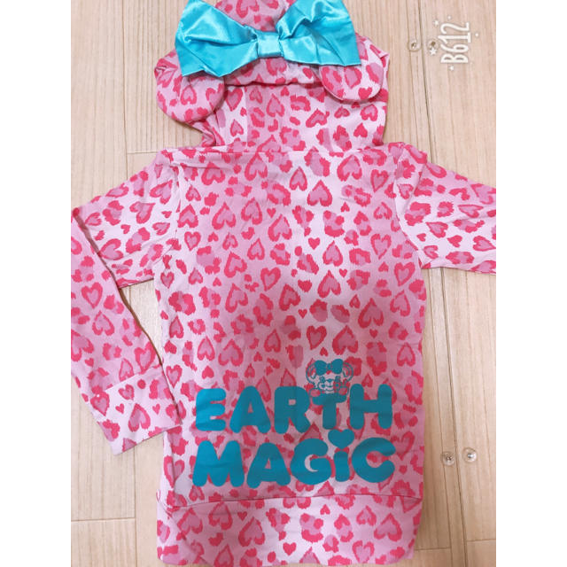 EARTHMAGIC(アースマジック)のEARTHMAGIC ロンＴ キッズ/ベビー/マタニティのキッズ服女の子用(90cm~)(Tシャツ/カットソー)の商品写真