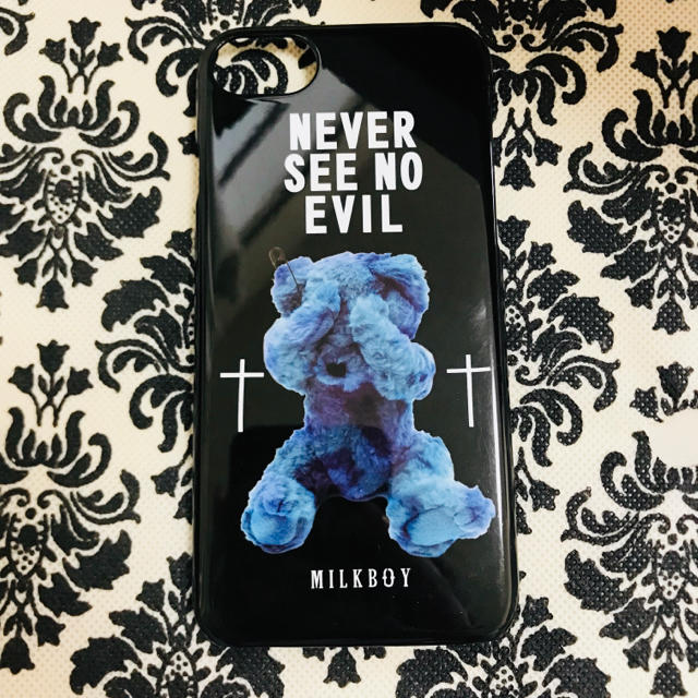 MILKBOY(ミルクボーイ)のMILKBOY×Gizmobies/SEE NO EVILBEARS BK スマホ/家電/カメラのスマホアクセサリー(iPhoneケース)の商品写真