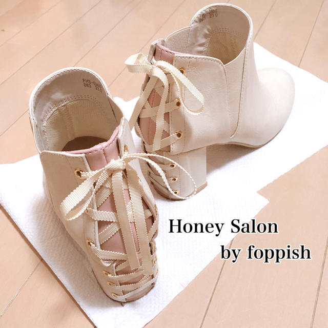 Honey Salon(ハニーサロン)のハニーサロン レースアップリボンショートブーツ ホワイト 編み上げサイドゴア☆ レディースの靴/シューズ(ブーツ)の商品写真