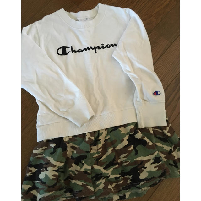 Champion(チャンピオン)のチャンピオン 120 子供服 キッズ/ベビー/マタニティのキッズ服女の子用(90cm~)(ワンピース)の商品写真