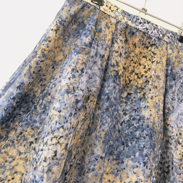 Rirandture(リランドチュール)の花柄チュールスカート レディースのスカート(ひざ丈スカート)の商品写真