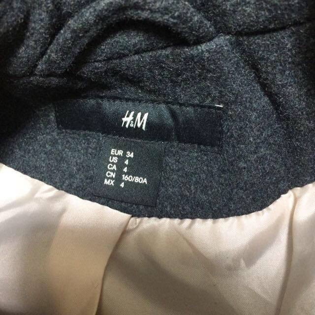 H&M(エイチアンドエム)のH&Mチェスターコート新品 レディースのジャケット/アウター(テーラードジャケット)の商品写真
