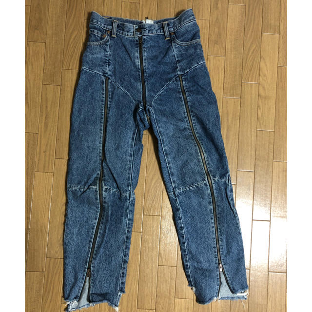 Balenciaga(バレンシアガ)のS size VETEMENTS Levi’s ヴェトモン デニム パンツ メンズのパンツ(デニム/ジーンズ)の商品写真