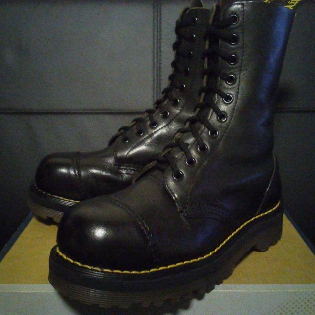 【専用】Dr.Martens 英国製 クレイジーボム UK4 黒 スチールトゥ